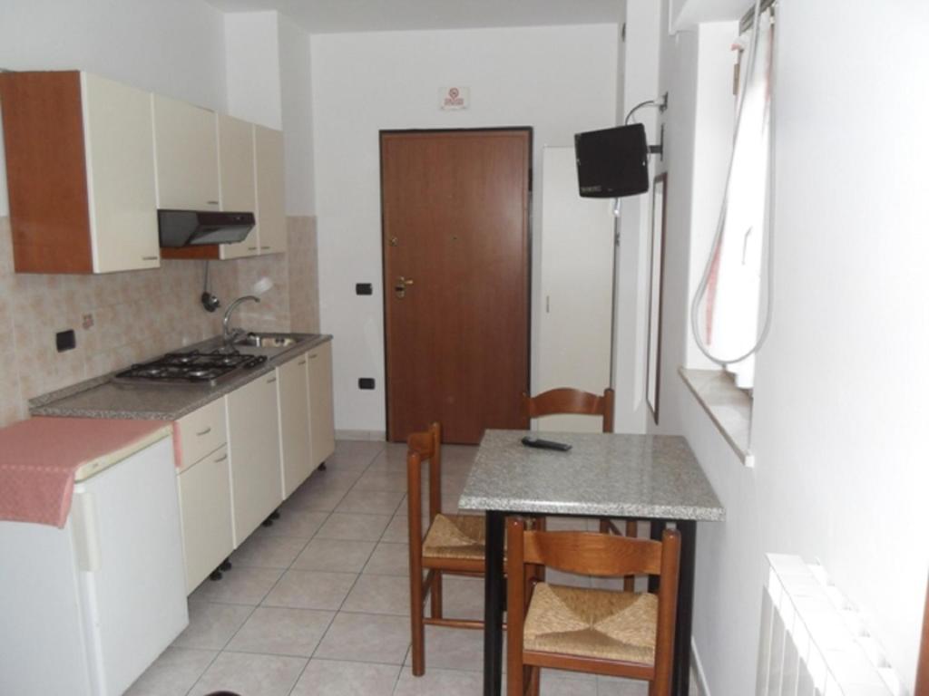 Hotel Ferrara Сан Бенедето дел Тронто Стая снимка